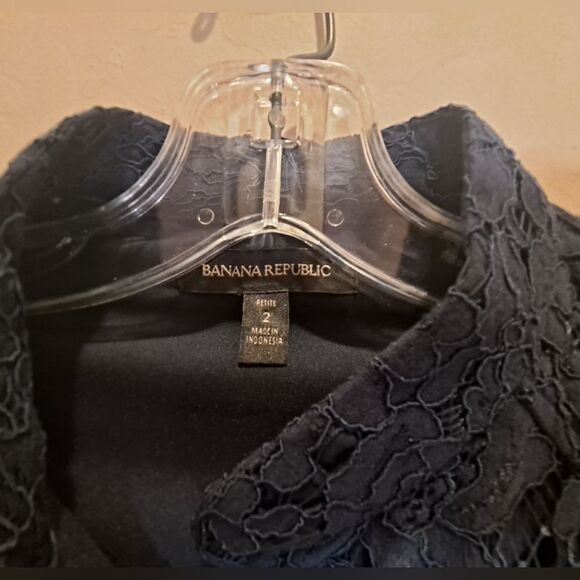 Banana Republic Lace Belted Shirtdress EUC Size 2 Petite - Picture 2 of 5